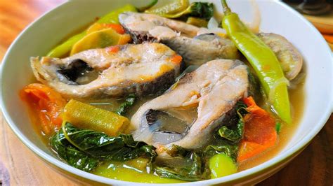  Sinigang na Isda! A Tangy and Soul-Warming Soup From the Philippines